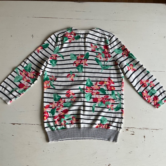 Lands End 100% Supima Cotton 3/4 sleeve Striped Hibiscus Floral Sweater XS - Picture 4 of 7